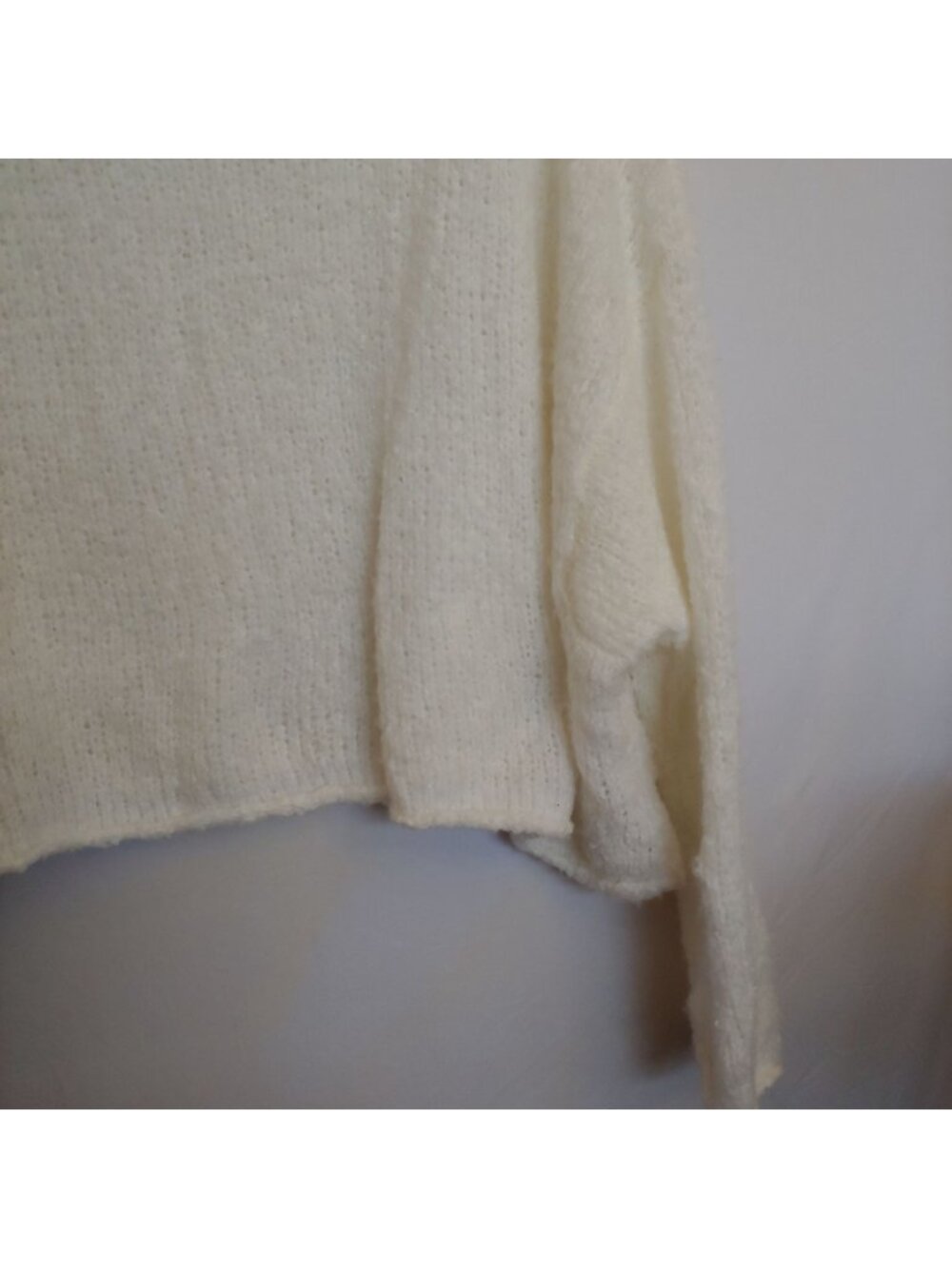 Free People Sweater Fluffy Chunky Knit Cropped Turtleneck Ivory Après Ski SP - Picture 9 of 14
